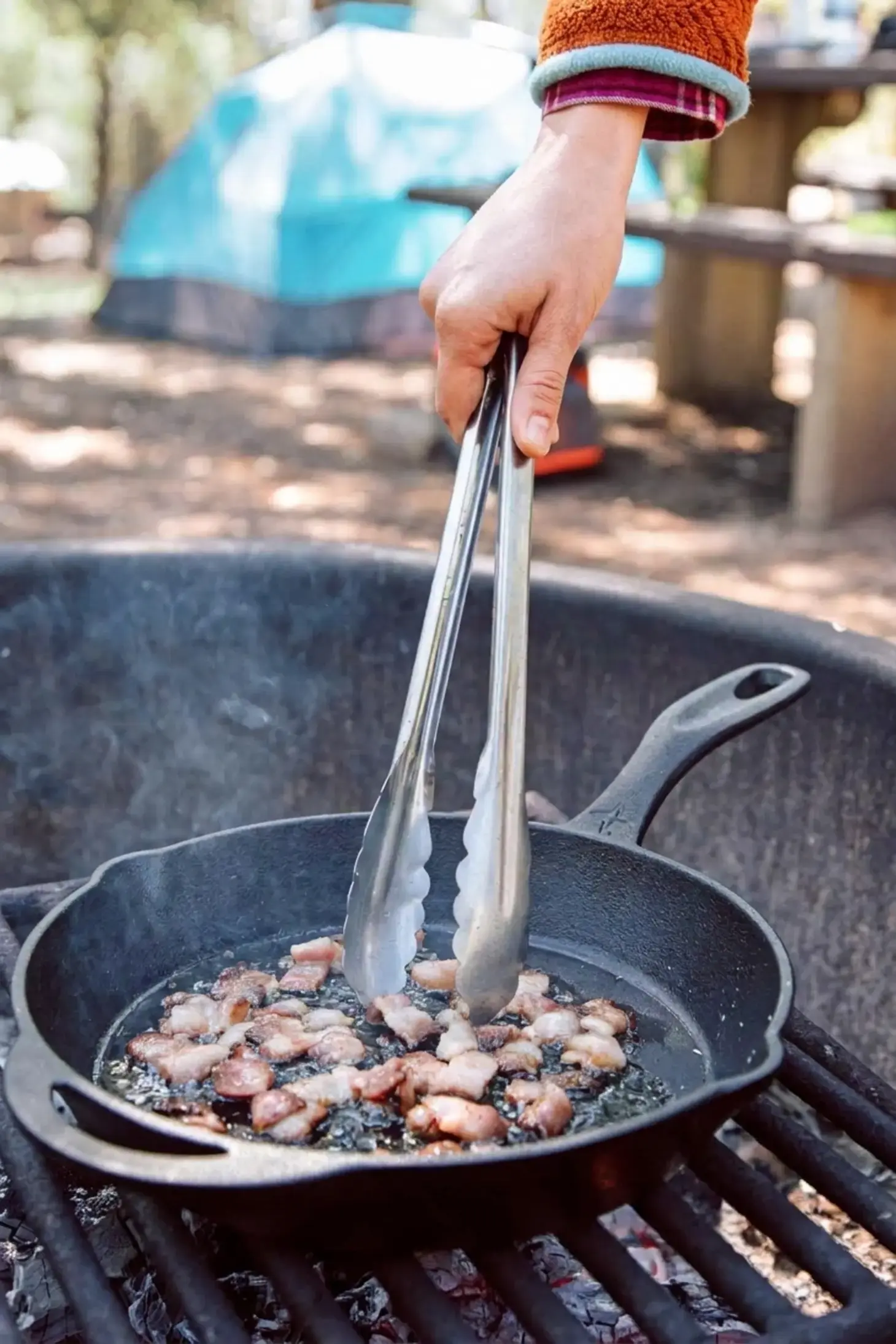 Bacon Date Campfire Pizza, How to Make Bacon Date Campfire Pizza