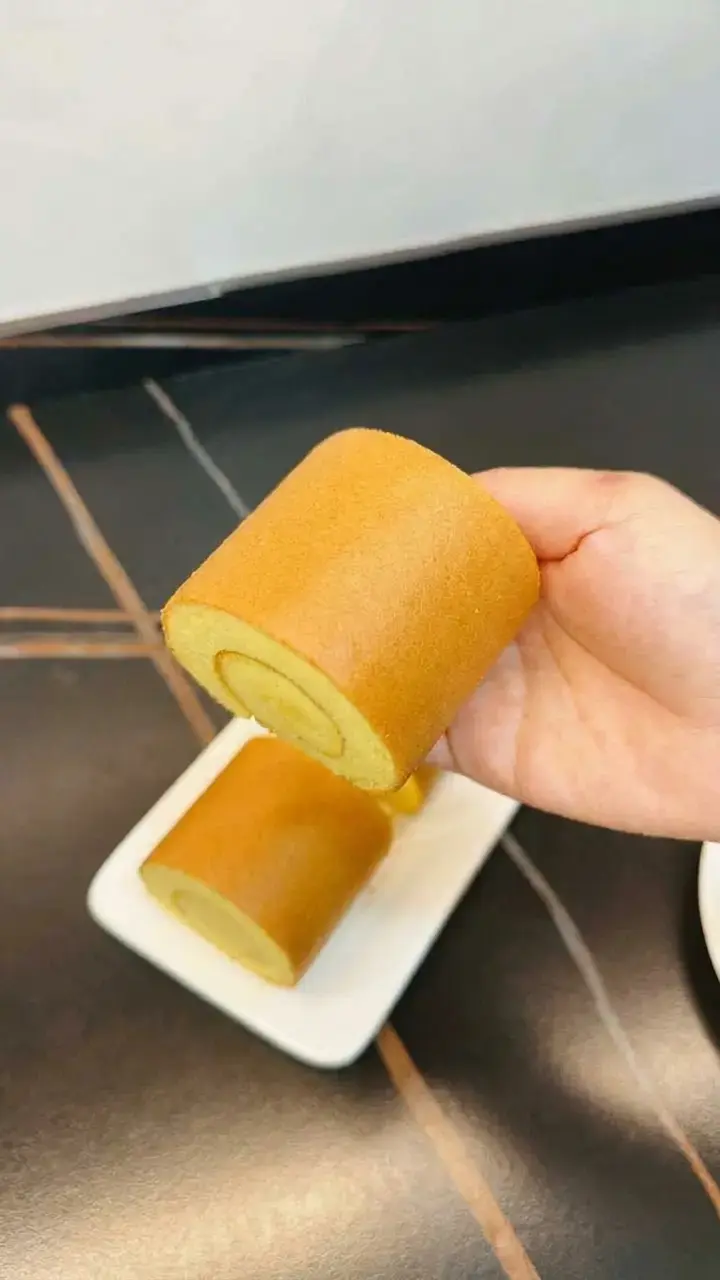 Chinese Swiss Roll, Tips for a Soft, Crack Free Roll