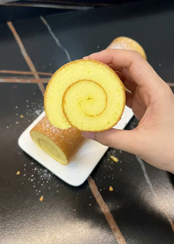Chinese Swiss Roll, Tips for a Soft, Crack Free Roll