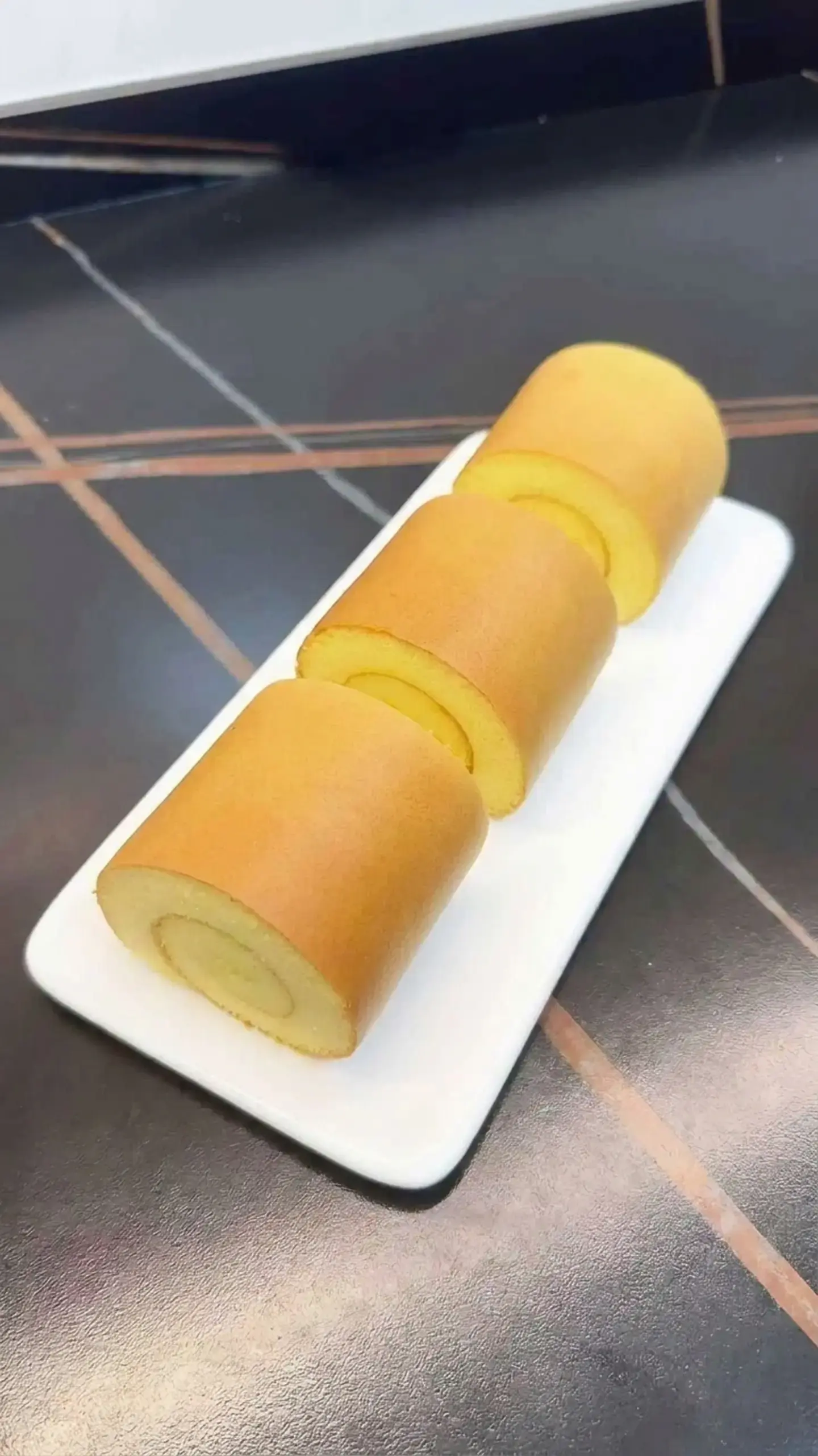 Chinese Swiss Roll, What Is a Chinese Swiss Roll