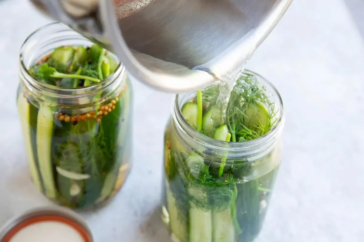 Easy Dill Pickles Recipe, How to Make Dill Pickles