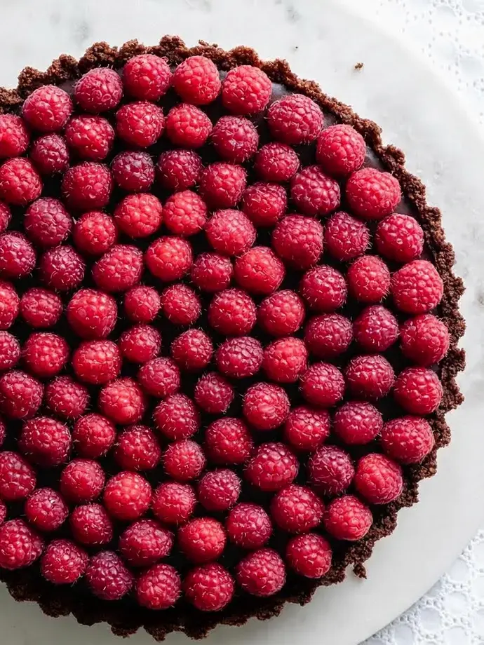 Raspberry Chocolate Ganache Tart Recipe with a Buttery Graham Cracker Crust 7 Raspberry Chocolate Ganache Tart Recipe, Raspberry Chocolate Ganache Tart