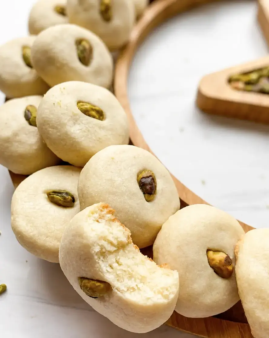 Traditional Graybeh Middle Eastern Shortbread Cookie, What Is Traditional Ghraybeh