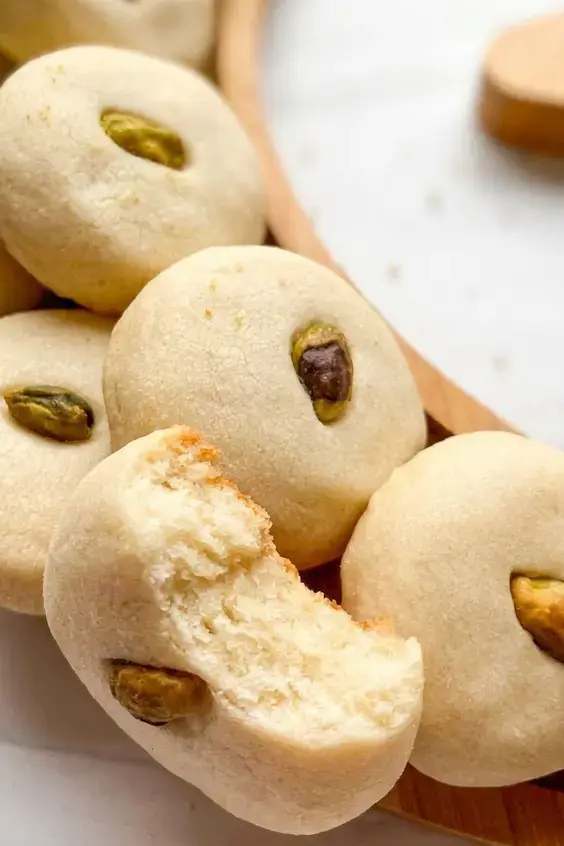 Traditional Graybeh Middle Eastern Shortbread Cookie, What Is Traditional Ghraybeh