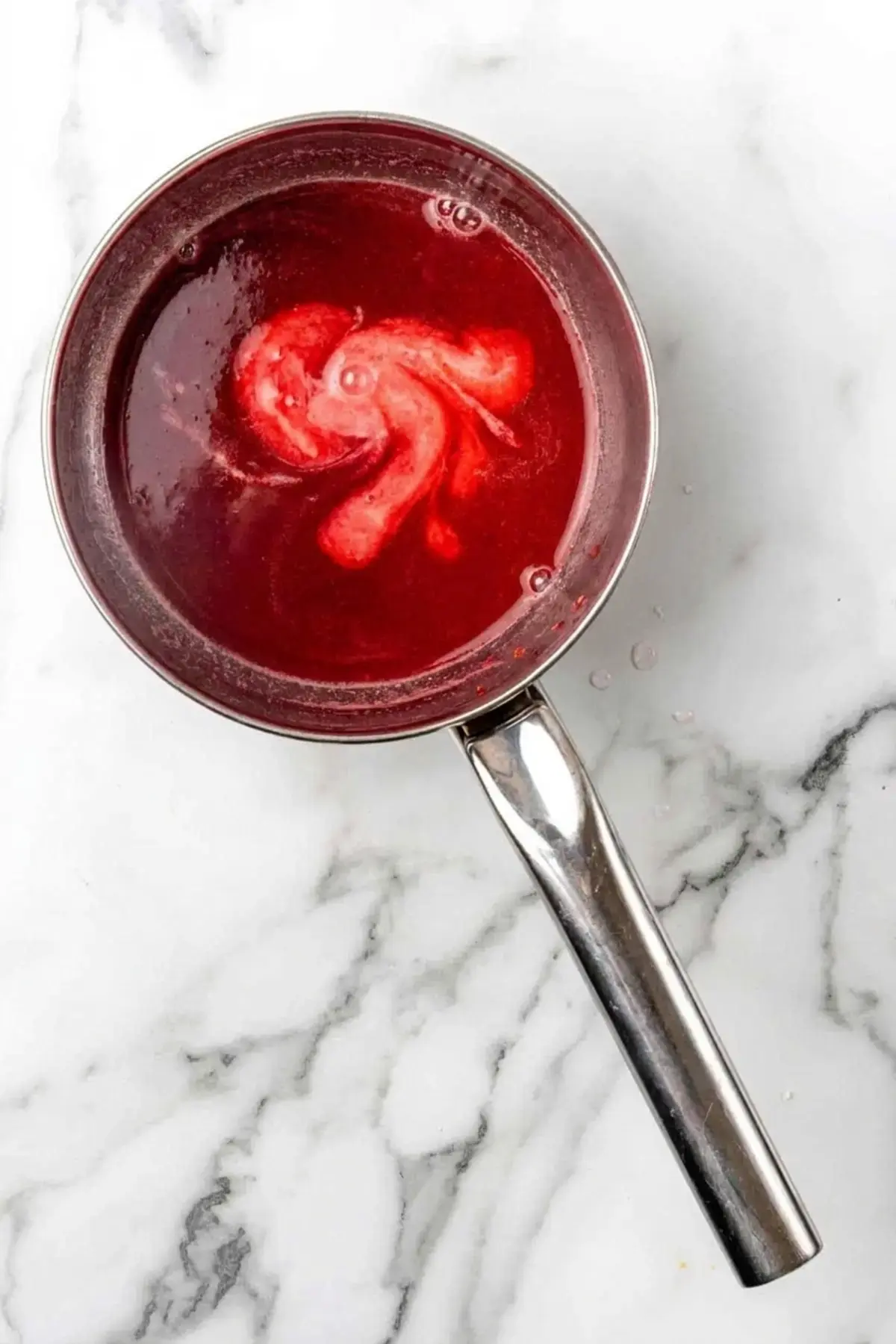 4 Easy Raspberry Sauce Recipes for Every Dessert 9 4 Easy Raspberry Sauce Recipes, Step 3: Thicken the sauce