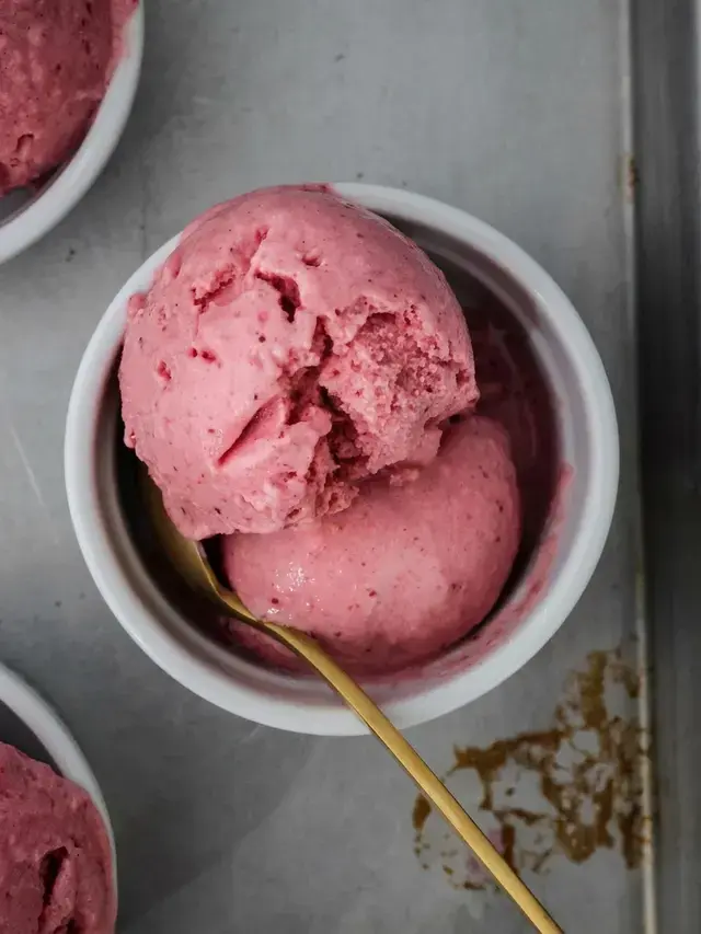 Healthy Homemade Greek Frozen Yogurt: A Simple 4-Ingredient Recipe 15 Healthy Homemade Greek Frozen Yogurt, Visual guide: step by step