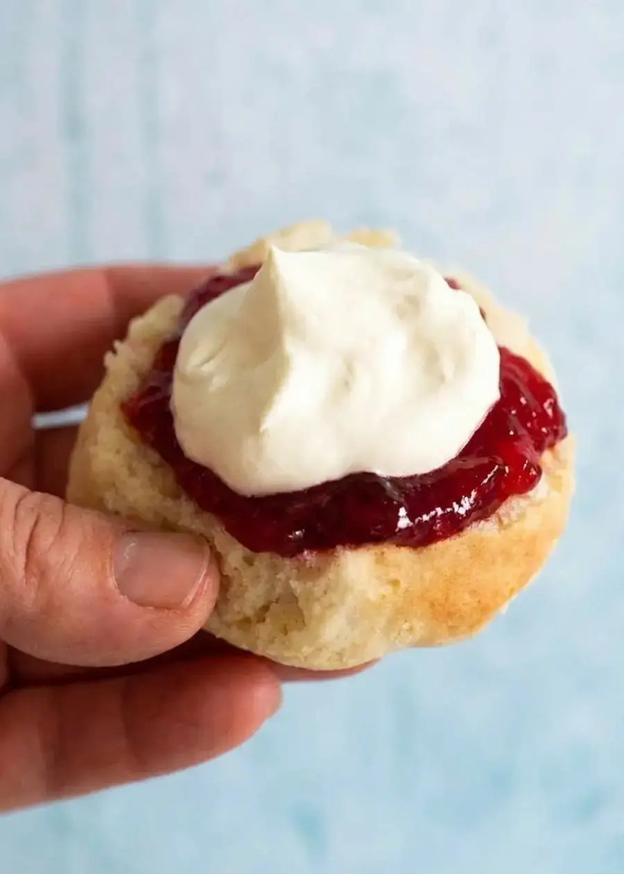 Quick and Easy Lemonade Scones Recipe with 3 Ingredients 10 Lemonade Scones, What's the difference between an American biscuit and a scone