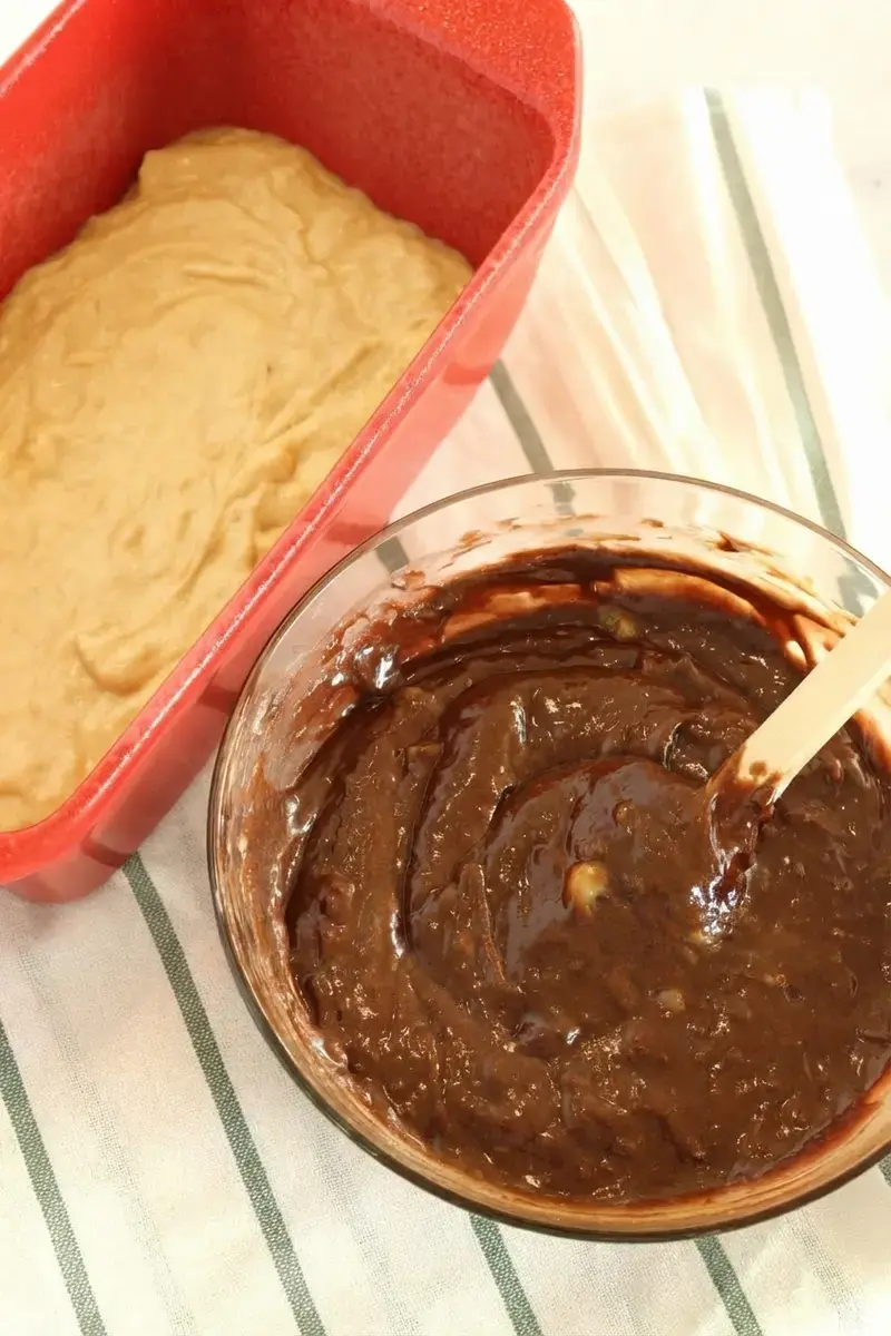 Nutella Swirled Banana Bread, a classic quick bread with a chocolate hazelnut twist 10 Nutella Swirled Banana Bread