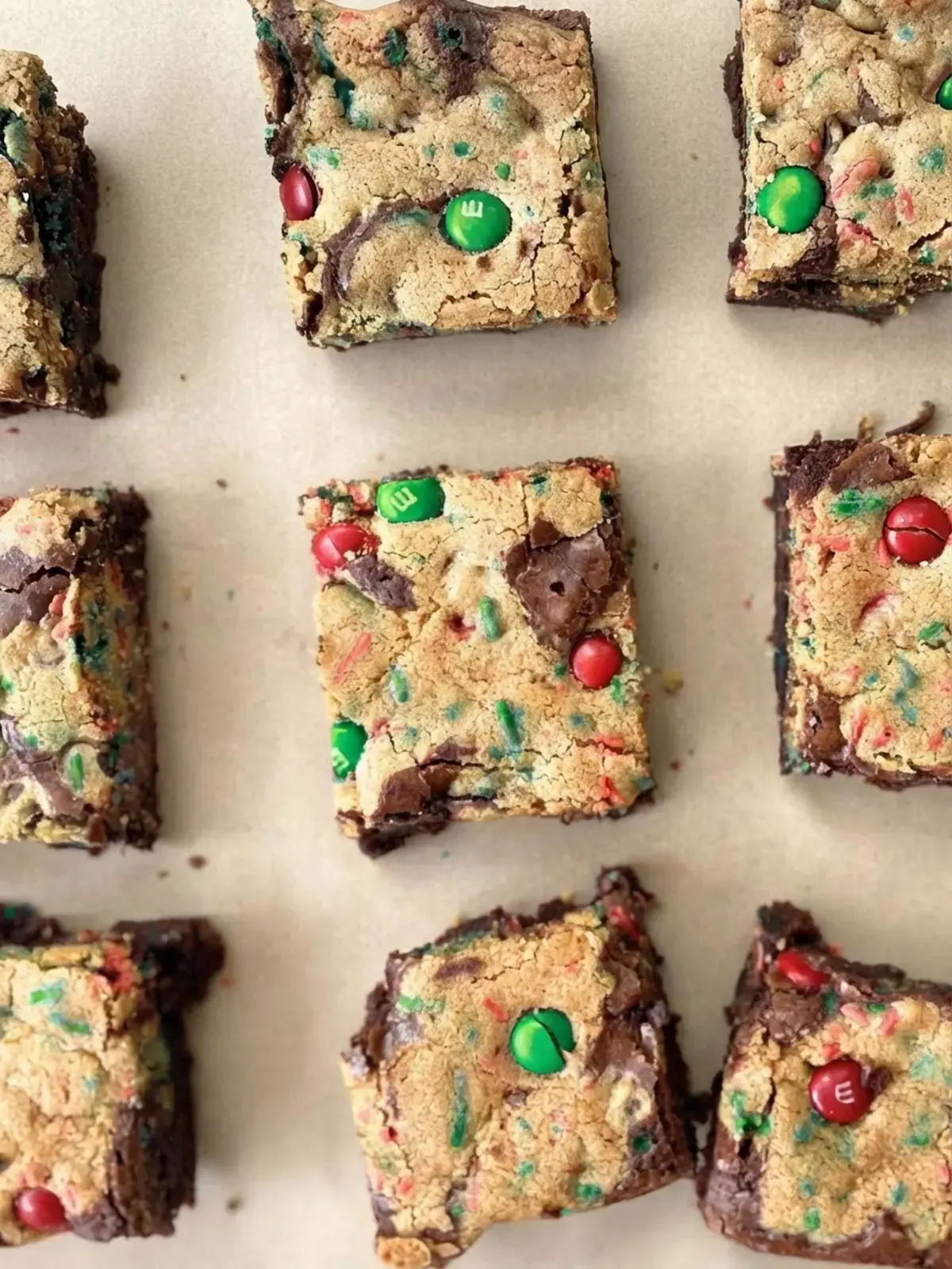 20+ Easy Christmas Desserts Anyone Can Make, Christmas Brookies