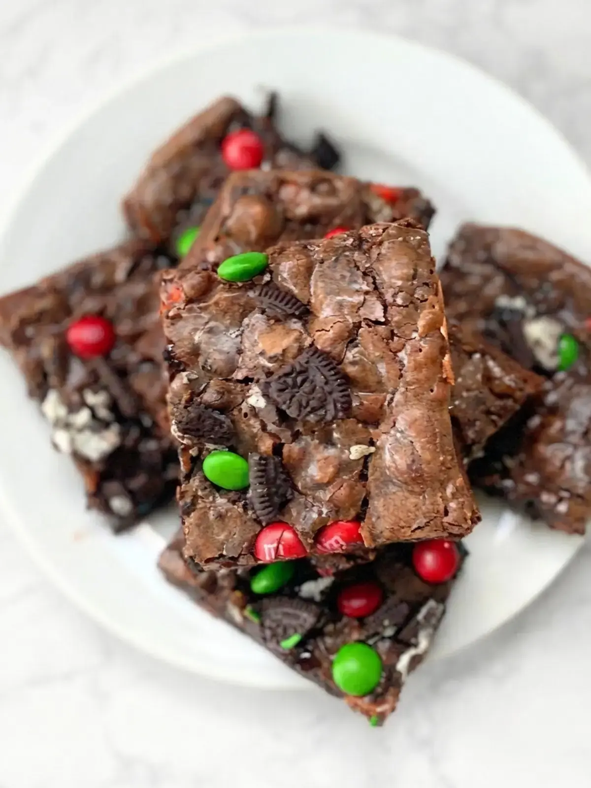 20+ Easy Christmas Desserts Anyone Can Make, Christmas Oreo Brownies