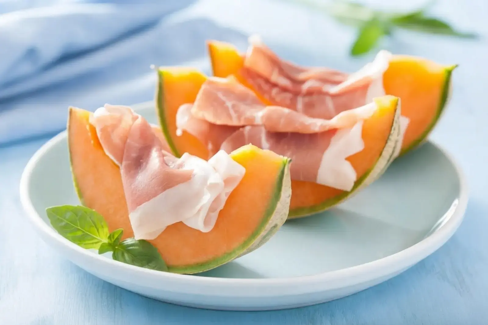 23 Make-Ahead Appetizers for a Stress-Free Party 6 23 Make-Ahead Appetizers, 6) Prosciutto Wrapped Melon Bundles (assemble chilled)