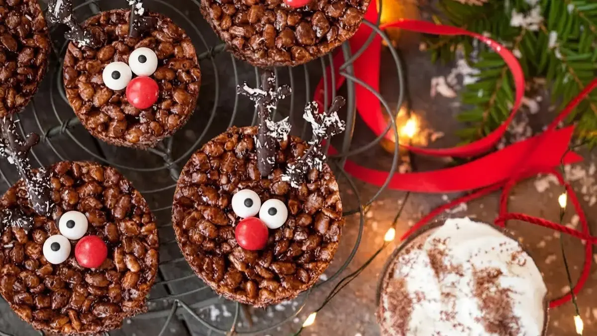 29 Homemade Christmas Recipes, Christmas Rice Krispie Treats