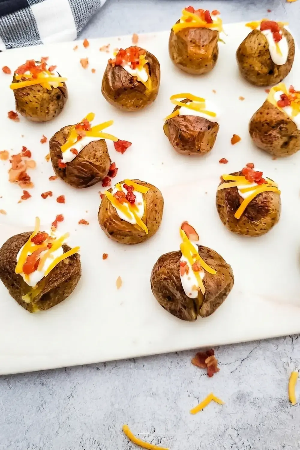 30+ One Bite Appetizers for a Crowd: Easy Finger Foods for Any Party 22 30+ One Bite Appetizers For A Crowd, Loaded Mini Baked Potato Bites