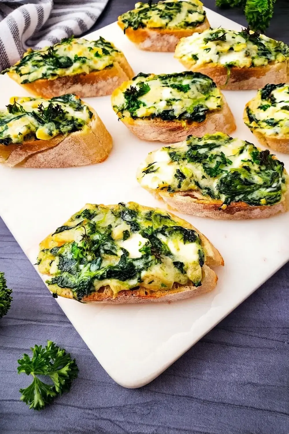 30+ One Bite Appetizers for a Crowd: Easy Finger Foods for Any Party 15 30+ One Bite Appetizers For A Crowd, Spinach Artichoke Crostini