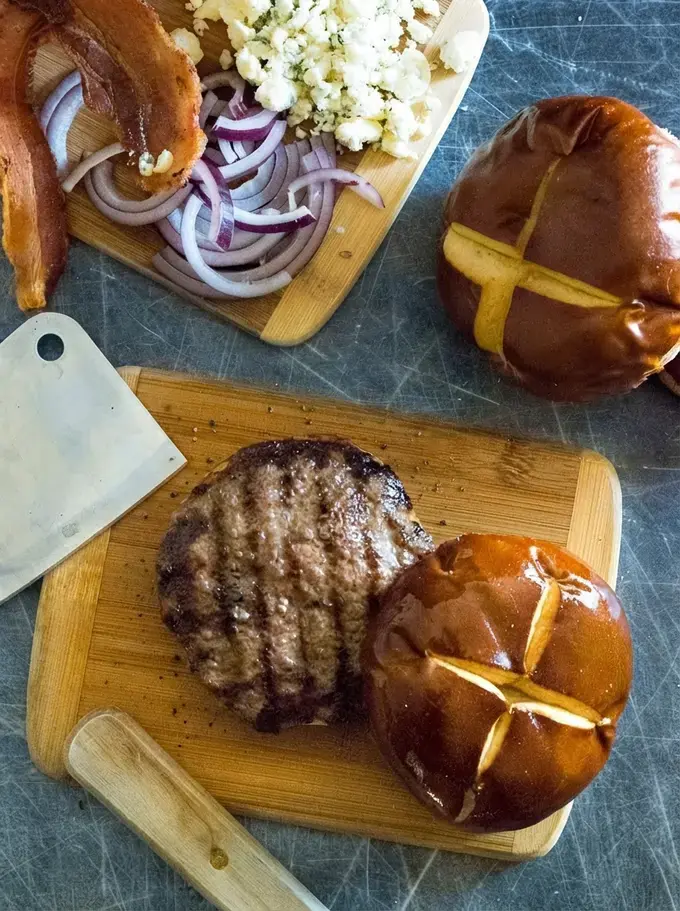 32 Best Gourmet Burger Recipes for Perfect Homemade Burgers 29 32 Best Gourmet Burger Recipes, 28. How to make venison burgers