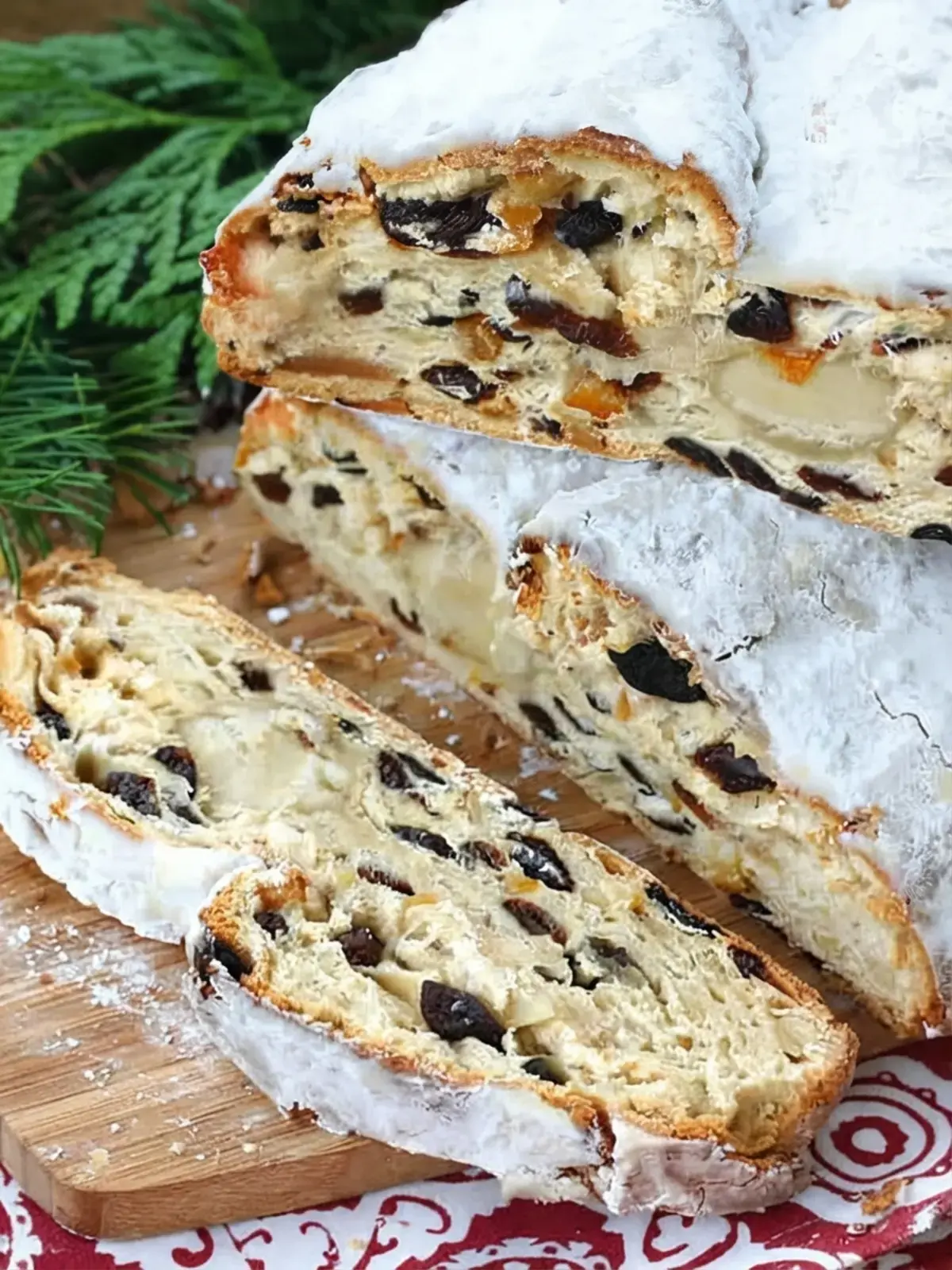 32 Cheerful Christmas Recipes, Authentic Stollen
