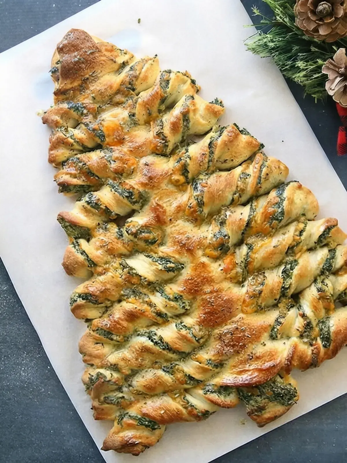 32 Cheerful Christmas Recipes, Christmas Tree Spinach Dip Breadsticks