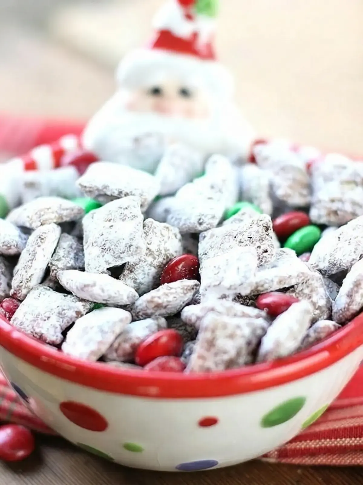 32 Cheerful Christmas Recipes, Reindeer Chow