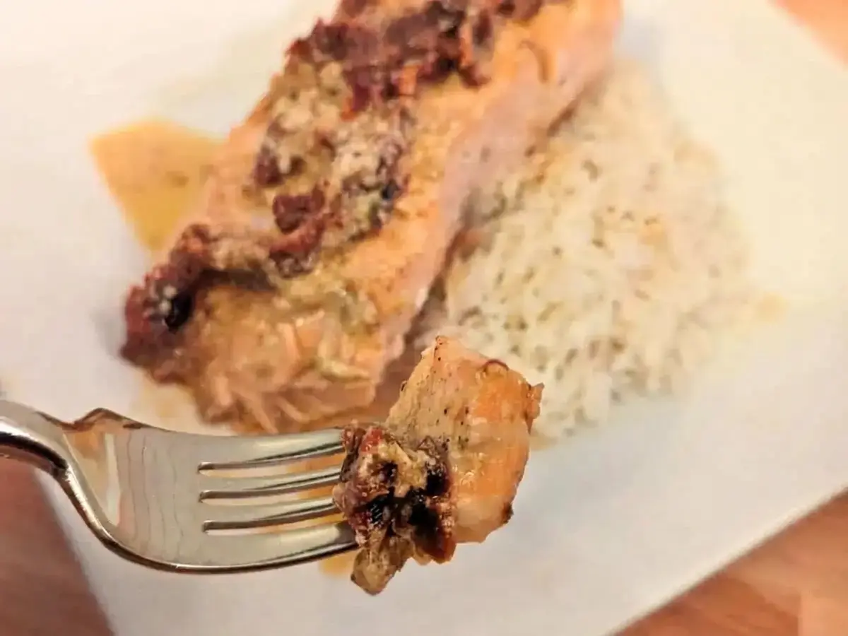 37 Christmas Dishes, Creamy Sun Dried Tomato Salmon