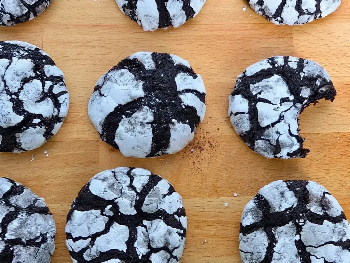 37 Christmas Dishes, Mint Chocolate Crinkle Cookies