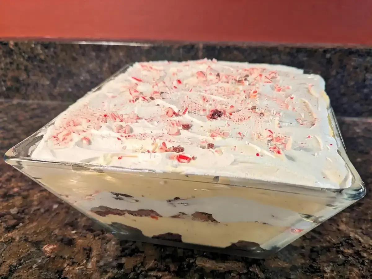 37 Christmas Dishes, Peppermint Brownie Trifle