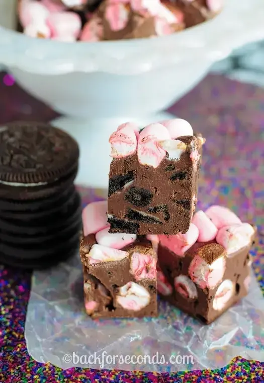 48 Best Christmas Fudge Recipes for Your Holiday Table 24 48 Best Christmas Fudge Recipes, 23. Mint Oreo Marshmallow Fudge