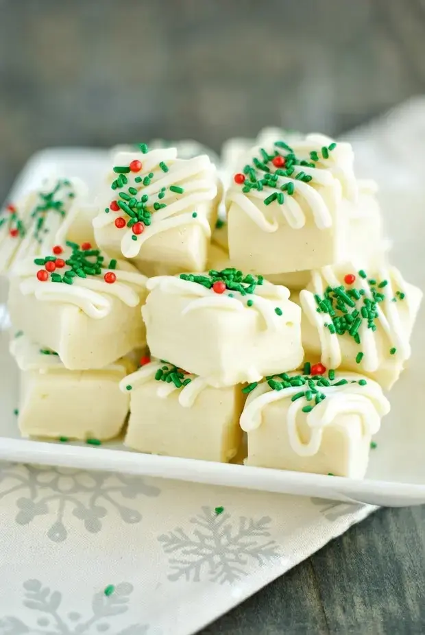 48 Best Christmas Fudge Recipes for Your Holiday Table 33 48 Best Christmas Fudge Recipes, 32. Vanilla Bean Fudge Recipe