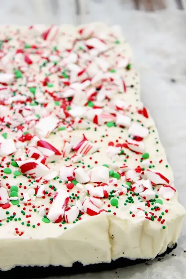 48 Best Christmas Fudge Recipes for Your Holiday Table 6 48 Best Christmas Fudge Recipes, 5. White Chocolate Peppermint Fudge