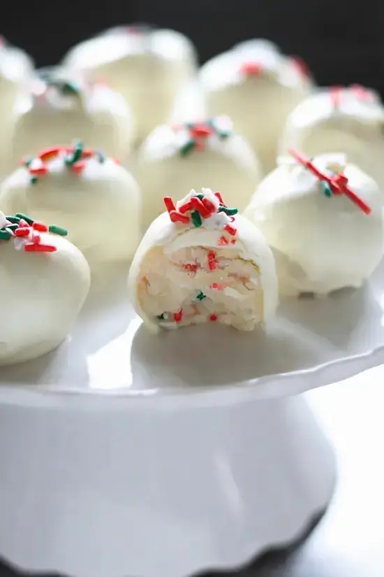 52 Best Christmas Truffles Recipes, 1. Christmas Funfetti Cake Batter Truffles