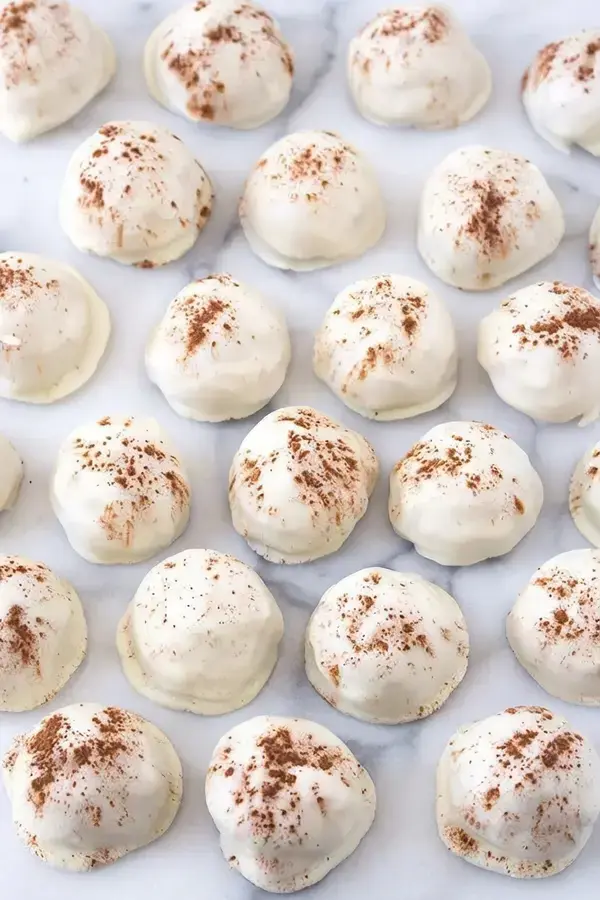 52 Best Christmas Truffles Recipes, 12. Cinnamon Bun Oreo Truffles