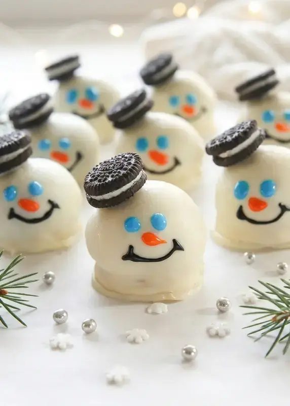 52 Best Christmas Truffles Recipes, 14. Melted Snowman Oreo Balls