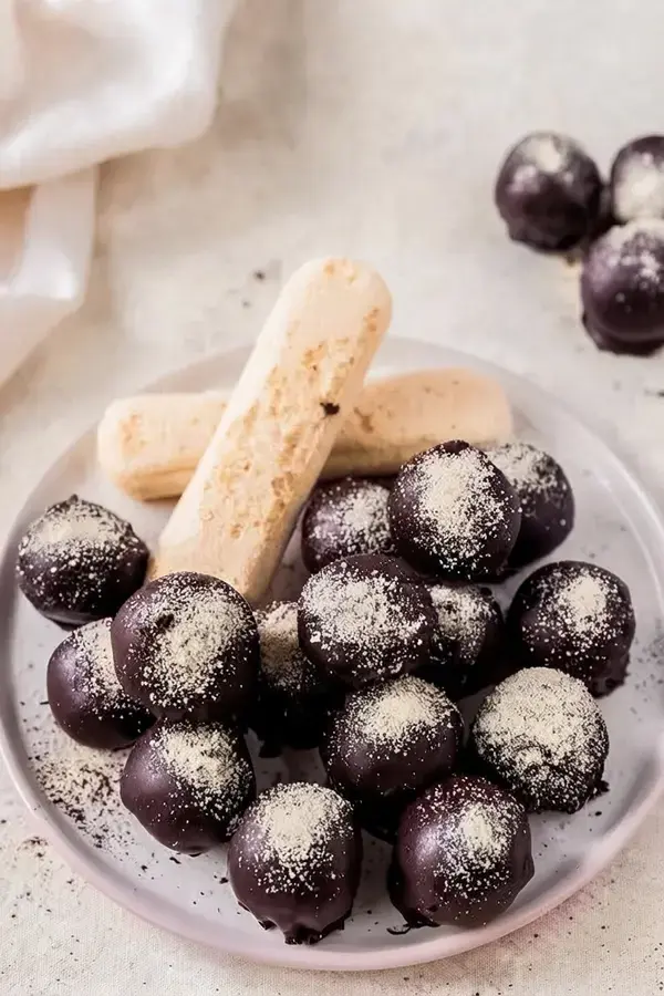 52 Best Christmas Truffles Recipes, 19. No-Bake Tiramisu Truffles