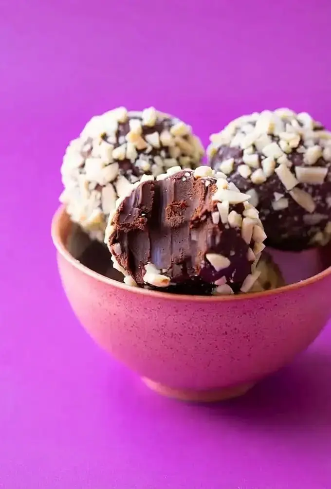 52 Best Christmas Truffles Recipes, 23. Nutella Hazelnut Chocolate Truffles