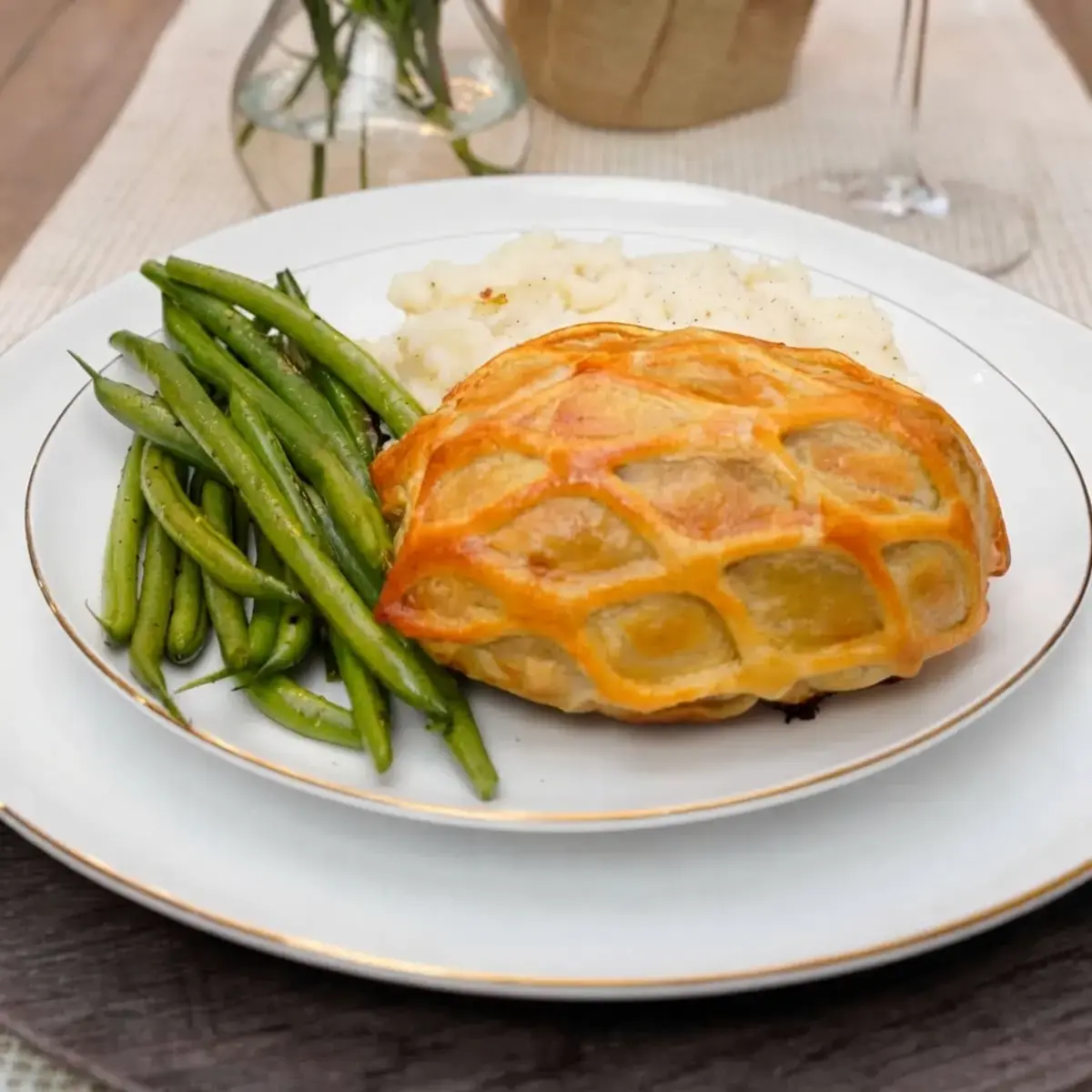 60 Easy Christmas Dinner Recipes, Buttery Baked Salmon with Broccolini
