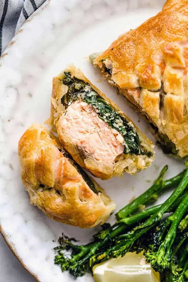 60 Easy Christmas Dinner Recipes, Crispy Pork Belly Slices with Cider