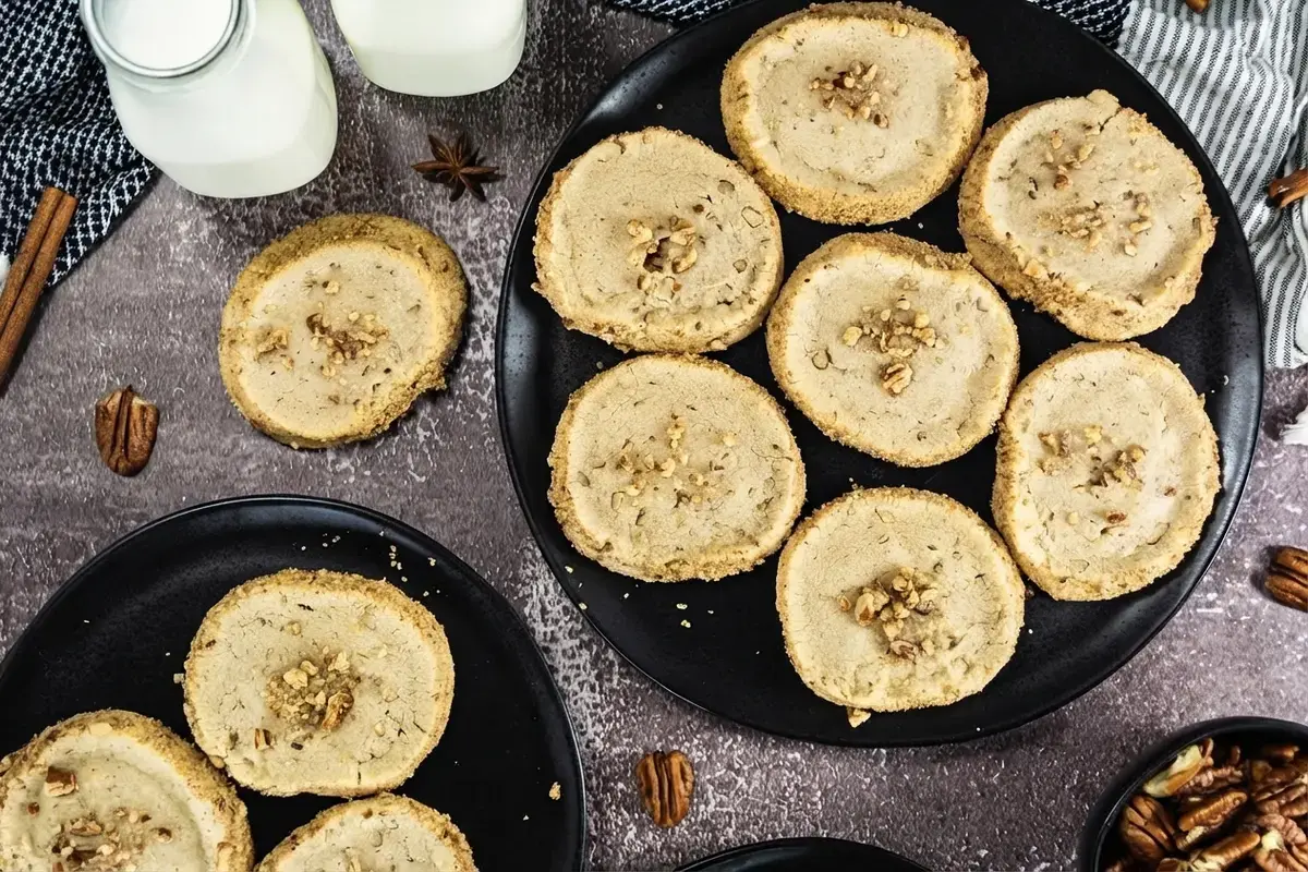 8 Christmas Flavors for Holiday Baking to Sweeten Your Season 24 8 Christmas Flavors For Holiday Baking, Copycat Crumbl Churro Cookies With Cinnamon Frosting