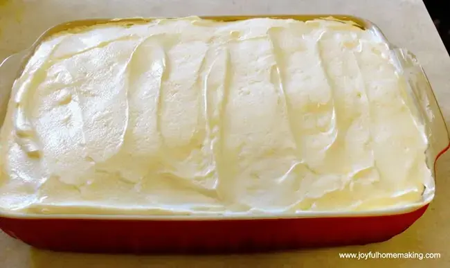Banana Pudding Poke Cake
