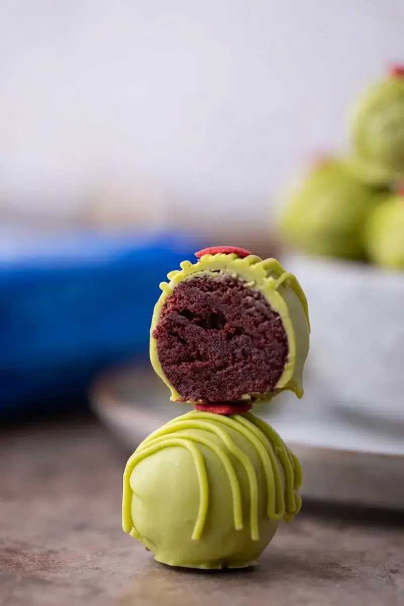Best No-Bake Grinch Oreo Truffles Recipe, Ingredients for this Grinch Oreo Truffles Recipe