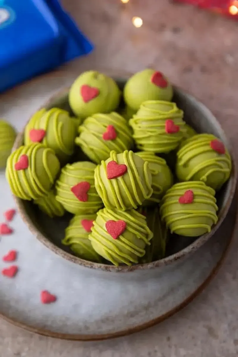 Best No-Bake Grinch Oreo Truffles Recipe, The Best No Bake Grinch Oreo Truffles Recipe