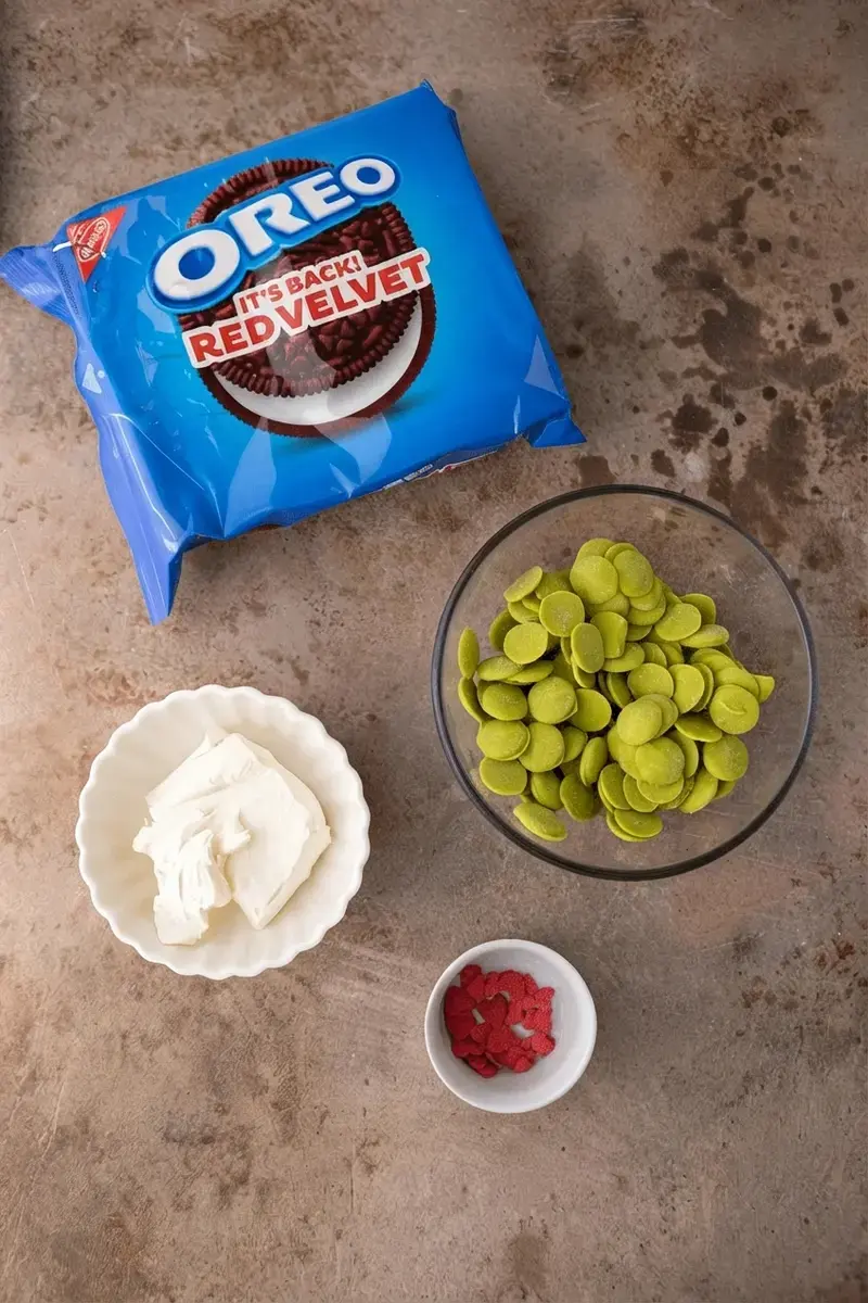 Best No-Bake Grinch Oreo Truffles Recipe, This is the Best Grinch Oreo Balls Recipe