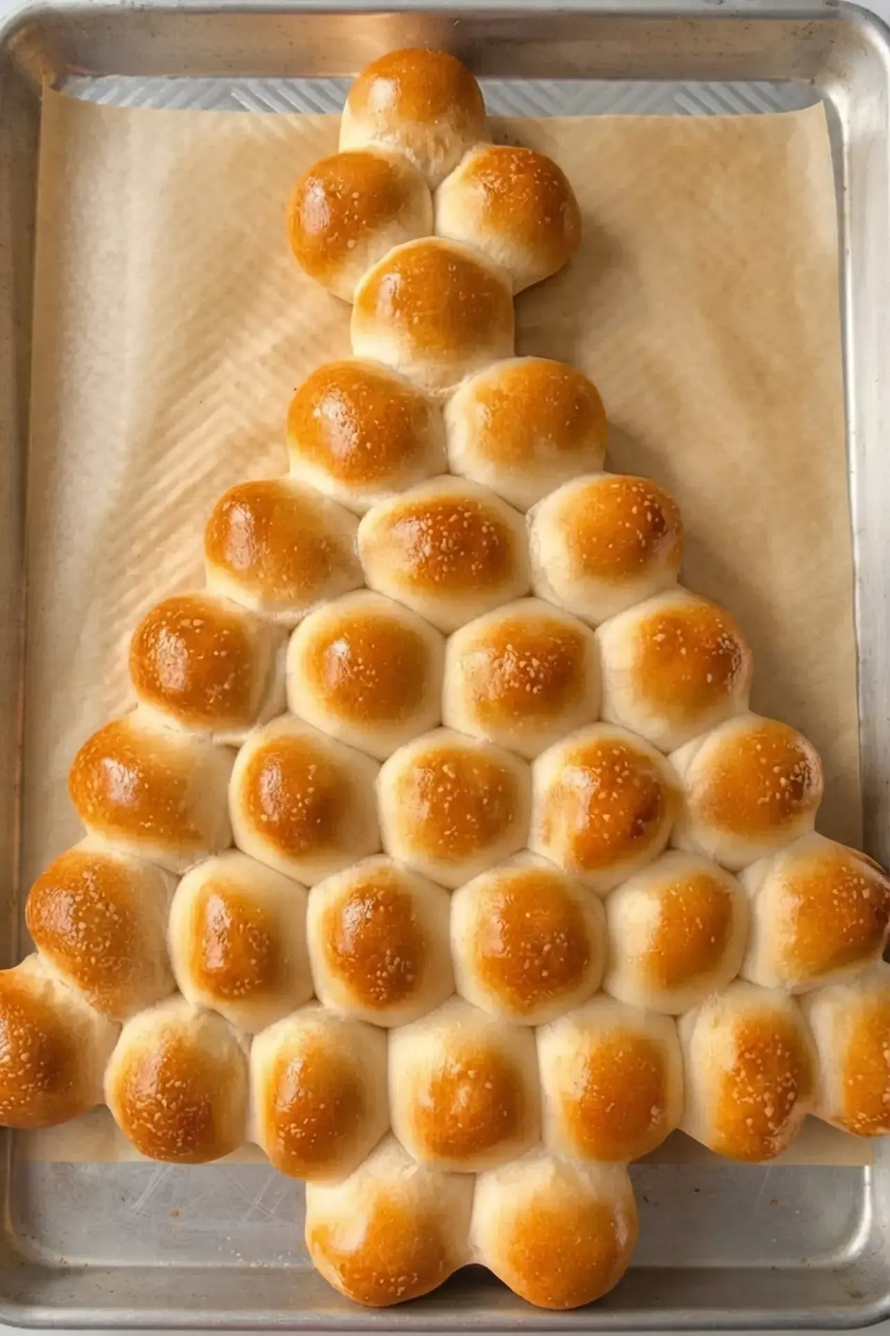 Cheesy Pull-Apart Christmas Tree Bread: A Festive Holiday Appetizer to Share 26 Cheesy Pull-Apart Christmas Tree Bread, How To Make Cheesy Pull Apart Christmas Tree Bread