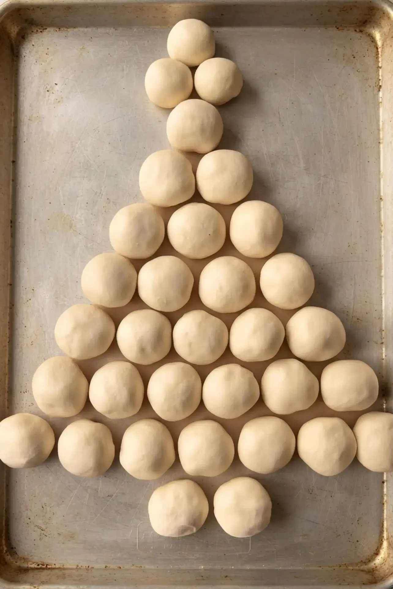 Cheesy Pull-Apart Christmas Tree Bread: A Festive Holiday Appetizer to Share 24 Cheesy Pull-Apart Christmas Tree Bread, How To Make Cheesy Pull Apart Christmas Tree Bread