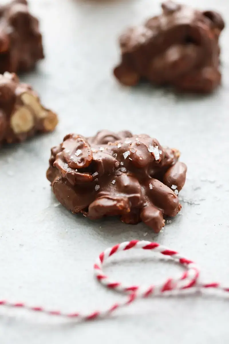 Crockpot Peanut Clusters: A Sweet and Salty No Bake Holiday Treat 23 Crockpot Peanut Clusters, Ingredients to make Crockpot Peanut Butter Clusters