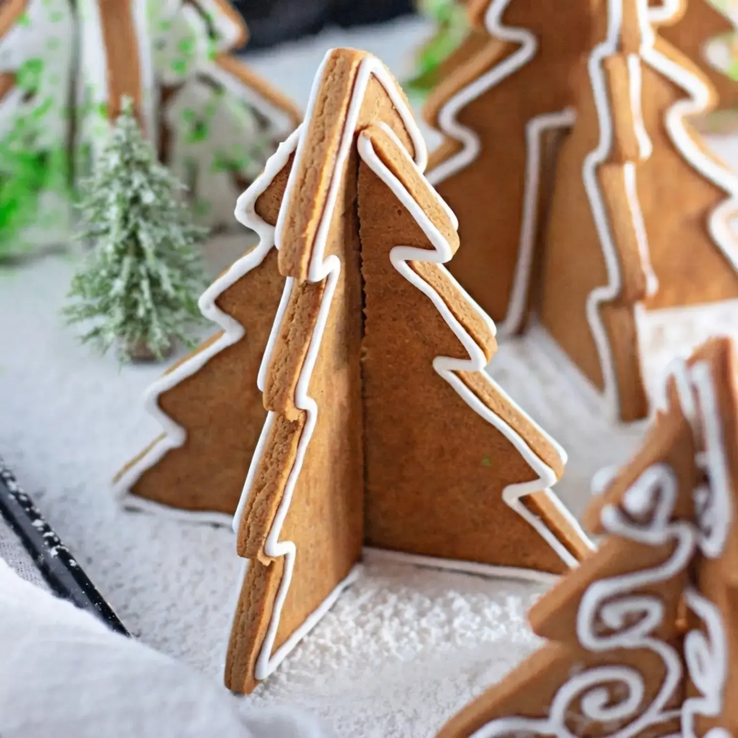 Easy Christmas Sweet Treats for Parties, Gifting, and Cozy Nights 3 Easy Christmas Sweet Treats, 1. 3D Gingerbread Cookie Trees