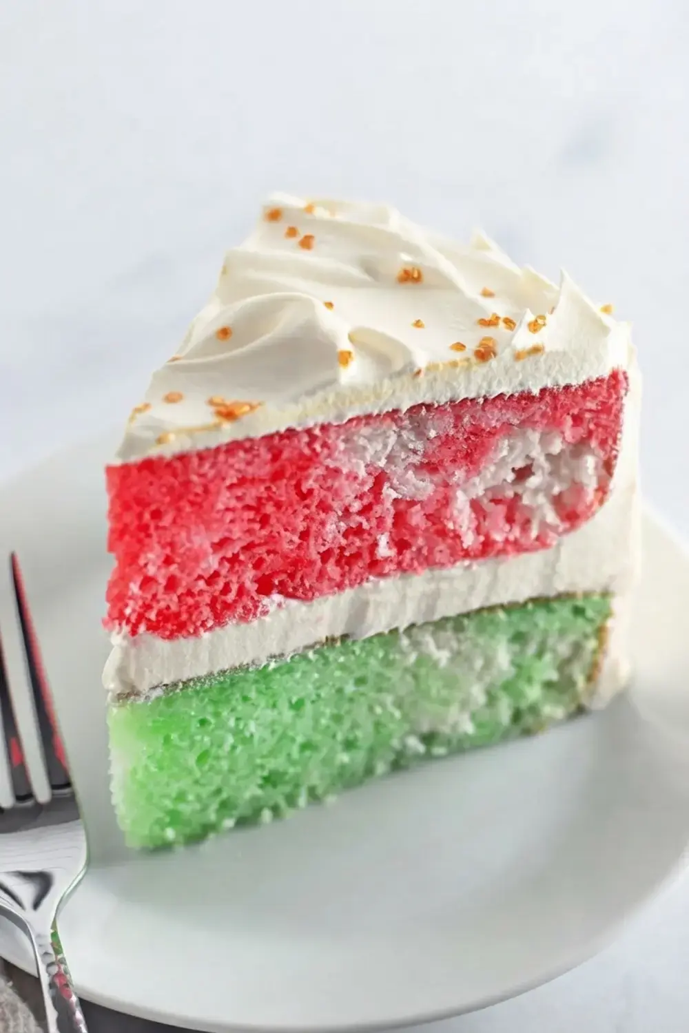 Easy Christmas Sweet Treats for Parties, Gifting, and Cozy Nights 6 Easy Christmas Sweet Treats, 4. Christmas Jello Layer Cake