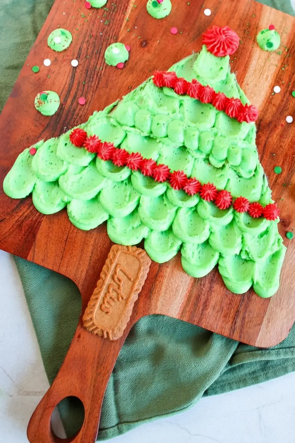 Easy Christmas Sweet Treats for Parties, Gifting, and Cozy Nights 8 Easy Christmas Sweet Treats, 6. Christmas Buttercream Board