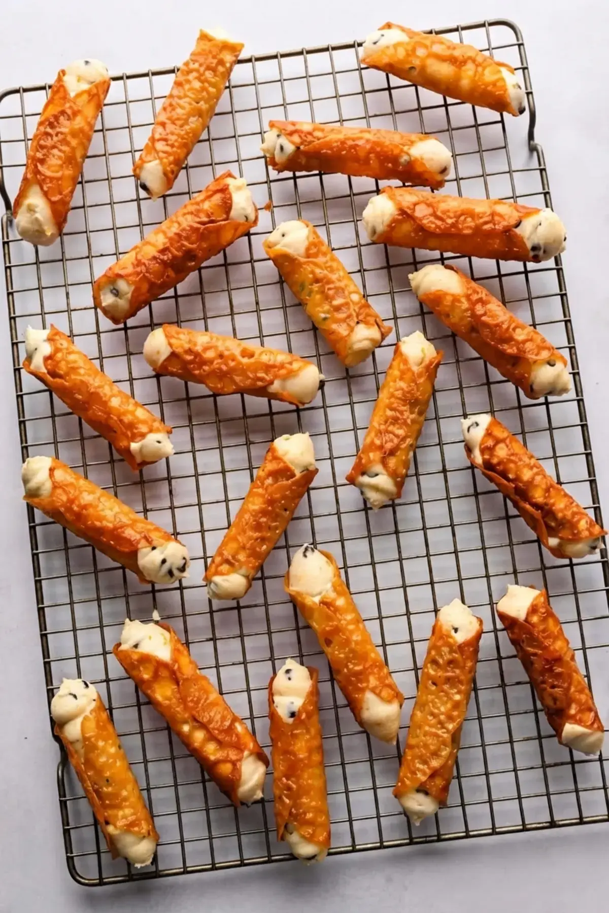 Florentine Cannoli, How to Make this Florentine Cannoli Recipe