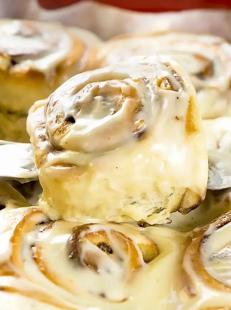 Homemade Cinnamon Rolls, Storage & Reheating