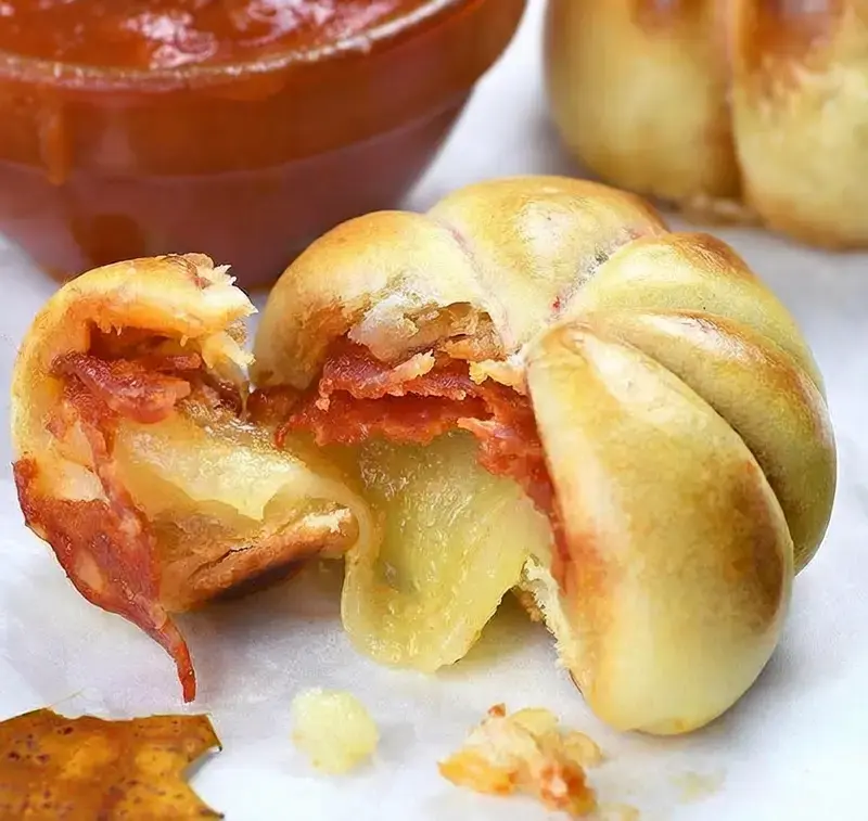 Pepperoni Pizza Pumpkins, Halloween Themed Party Appetizer