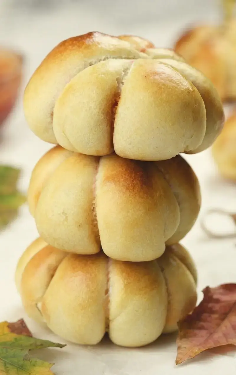 Pepperoni Pizza Pumpkins, Halloween Themed Party Appetizer
